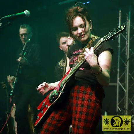 Hillbilly Moon Explosion (CH) KUfA Haus, Braunschweig - 17. November 2022 (15).JPG